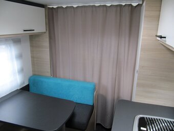 Prodám karavan Caravelair Family 466,r.v.2022 + plachta - 16