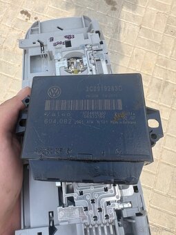 Passat b6 3.2 v6 díly - 16