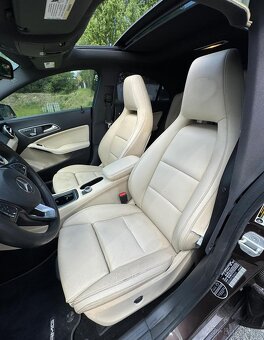 Mercedes-Benz CLA 250 7G-DCT - 16
