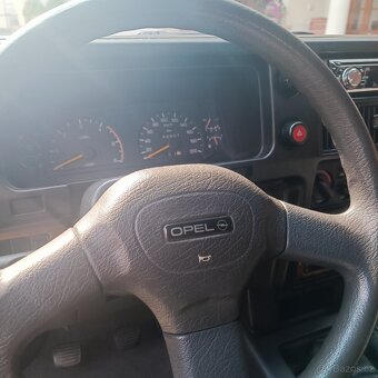 SUV Opel Monterey RS - 16