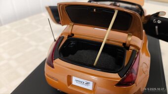 Model Nissan 350 Z Roadster Sunset Orange, Autoart 1:18 - 16