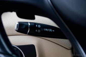 Mercedes-Benz GLA 200 d - 16
