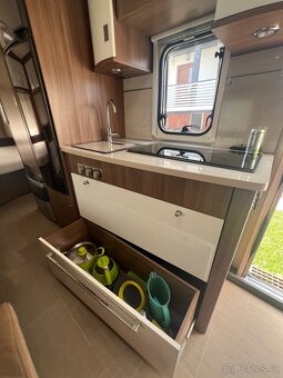 Karavan Burstner Averso Top 560 TK, palandy, mover - 16