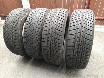 Prodám zimní gumy Barum + Bridgestone 185/60 R15 DOT 2822 - 16