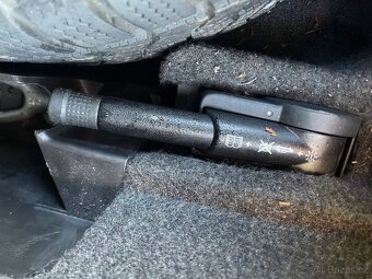 Mercedes-Benz E-class 270cdi - 16