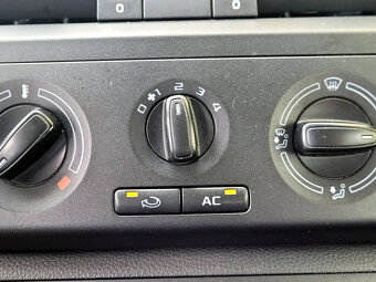 Škoda Fabia, 1,2 KLIMATIZACE, SERV.KNÍŽKA - 16