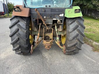 Kolový traktor John Deere 2850, nutné opravy - 16