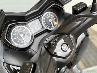 Yamaha X-Max 125 Tech MAX 2023 - 16