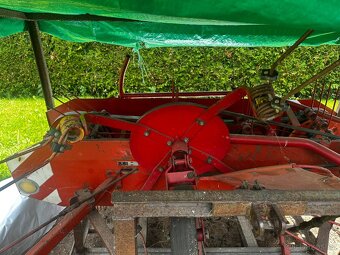 Prodám sekačku MF 70 s příslušenstvím - 16