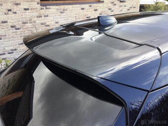 Range Rover Velar 2,0i 221KW R dynamic ČR - 16