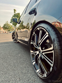 ŠKODA OCTAVIA vRS 2.0 TDi / 4x4 / CHALLENGE / TOP STAV - 16