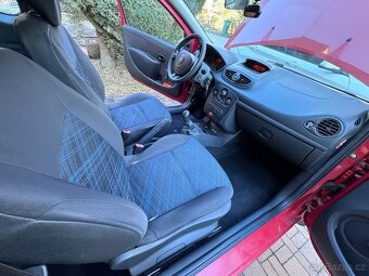 Renault Clio III 2009 - 16