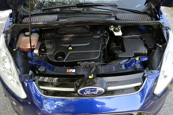 Ford C-Max 2.0 TDCI 103kW Titanium TOP STAV - 16