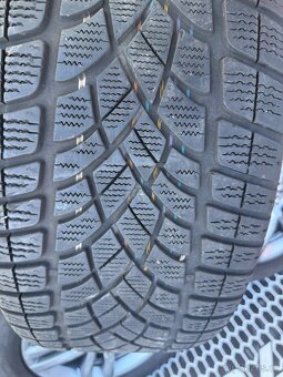 VW TOUAREG - R-LINE - 265/50 R19 5x130 ORIGINÁLNÍ SADA - 16
