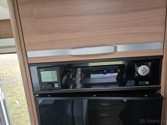 Obytny automobil Adria Matrix 670 SL - 16