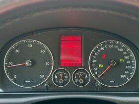 Volkswagen Touran 2.0TDi 125kW DSG, tažné, auto klima - 16
