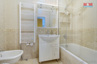 Pronájem bytu 5+1 a větší, 268 m², Plzeň, ul. Klatovská tříd - 16
