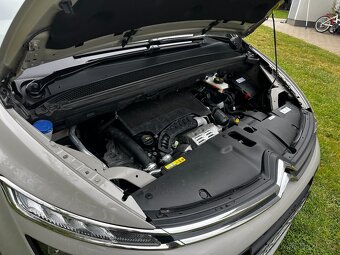 Citroen C4 Grand Picasso 1.2i96Kw r.v2022 ČR 27Tkm - 16