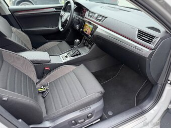 ŠKODA SUPERB SCOUT 4x4 2.0TDI 147 KW WEBASTO TAŽNÉ m2023 - 16