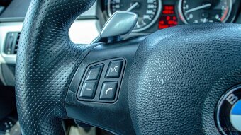 BMW Rad 3 Touring 335i M paket 225 kw - 16