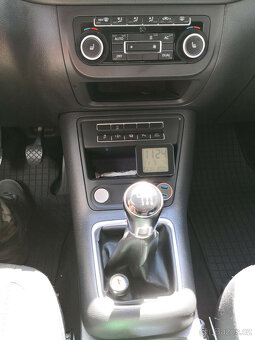 VW Tiguan 2.0 TDi 103kW, manuál, 4x4, Webasto, tažné, odpoče - 16