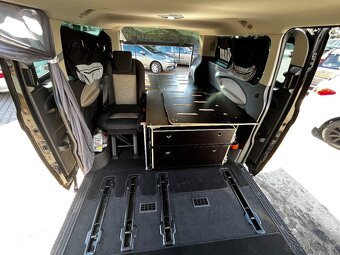 Obytný automobil Ford Tourneo Custom - 16