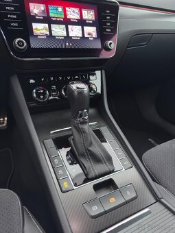 Škoda Superb 2.0 TDI 147kw 4x4 Sportline/ Záruka/ Matrix - 16