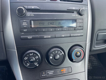 Toyota Auris 1.6 i Valvematic 1. majitel ČR - 16