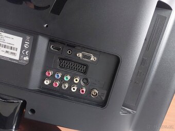 Monitor Acer + držák na zeď - 16