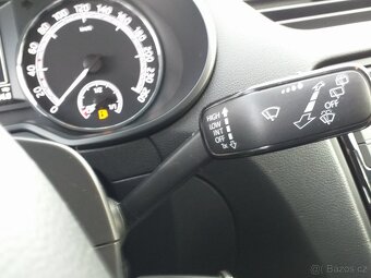ŠKODA OCTAVIA COM III,1,6 TDi,ESP,KLIMA,ČR.SERVISKA - 16