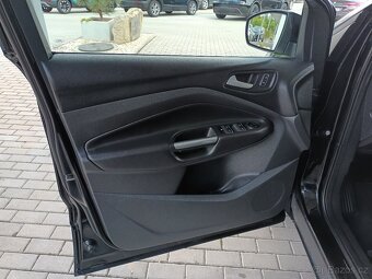 Ford Kuga 2,0 TDCi,4x4,VÝHŘEV,KOLA - 16