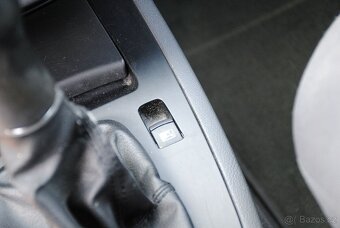 VW SHARAN 1.9TDi 96kW - klimatizace - ESP - výhřev - tažné - 16