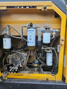 Pásový bagr Volvo EC160 e - 16