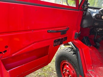 Iveco 4x4. Sleva - 16