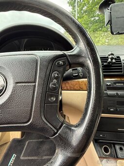 BMW 320 i - 16