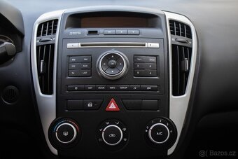 Kia Cee´d SW 1.6 CRDi - 16