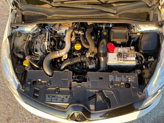 Renault Clio 4 RS TROPHY - 16