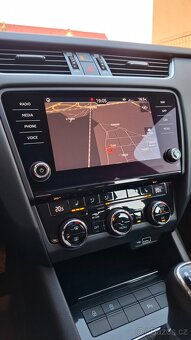 ŠKODA OCTAVIA III 2018 1.5 TSI 110KW STYLE+, LED, NAVI, TOP - 16