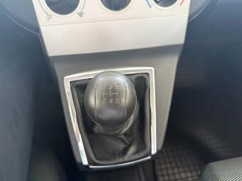 Toyota Corolla Verso 1,8 7. MÍST, - 16