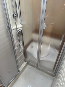 Karavan bürstner Averso 410 TS - 16