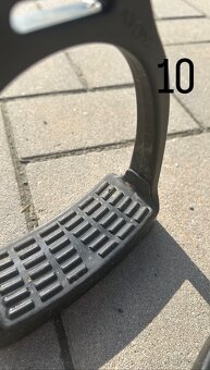 Věci na koně - 16