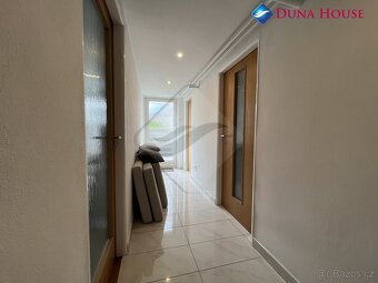 Prodej rodinného domu 280 m2, pozemek 365 m2 - 16