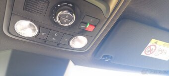 Škoda Octavia 3 combi 2,0Tdi RS - 16
