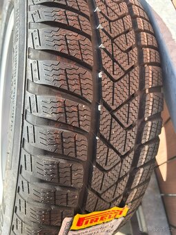Alu kola + Pneu VW Touran II 5T 17 zimní 205/60R16 - 16