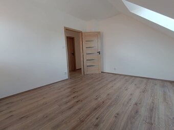 Pronájem Rodinného domu - 16