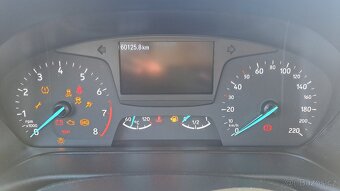 Ford Fiesta 1.0 EcoBoost Titanium - 16