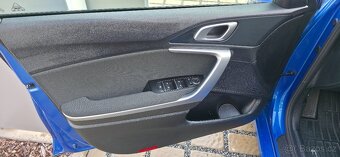 Kia Ceed SW 1.5 T-GDI 118 kW výbava TOP záruka do 10/28 - 16