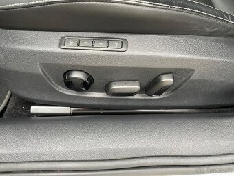 Škoda Superb L&K 2.0Tdi 140kw, dsg, 2020, VÝBAVA - 16