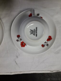 Prodám různé porcelánové a skleněné cukřenky, dózy, hrnky. - 16