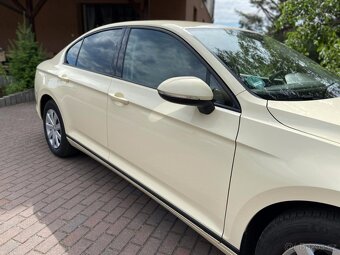 Volkswagen Passat 2.0Tdi 110kw DSG - 16